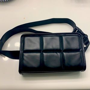 Super cute vegan black fanny pack/hip sack adjustable waist band